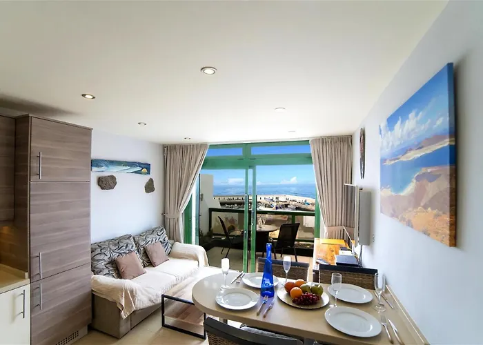 El Rincon Harbour View Апартаменты *